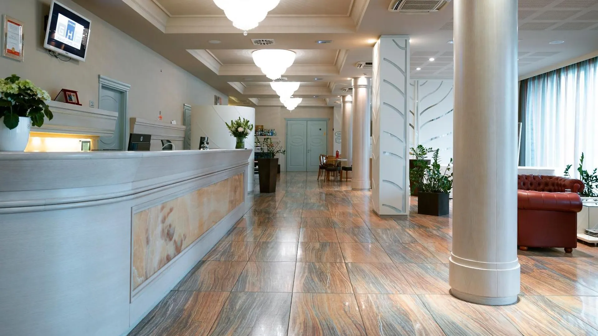 ****  Grand Hotel Forlì Itália